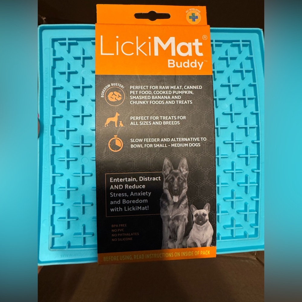 Licki mat buddy NEW microwave & freezer safe L pad L dogs